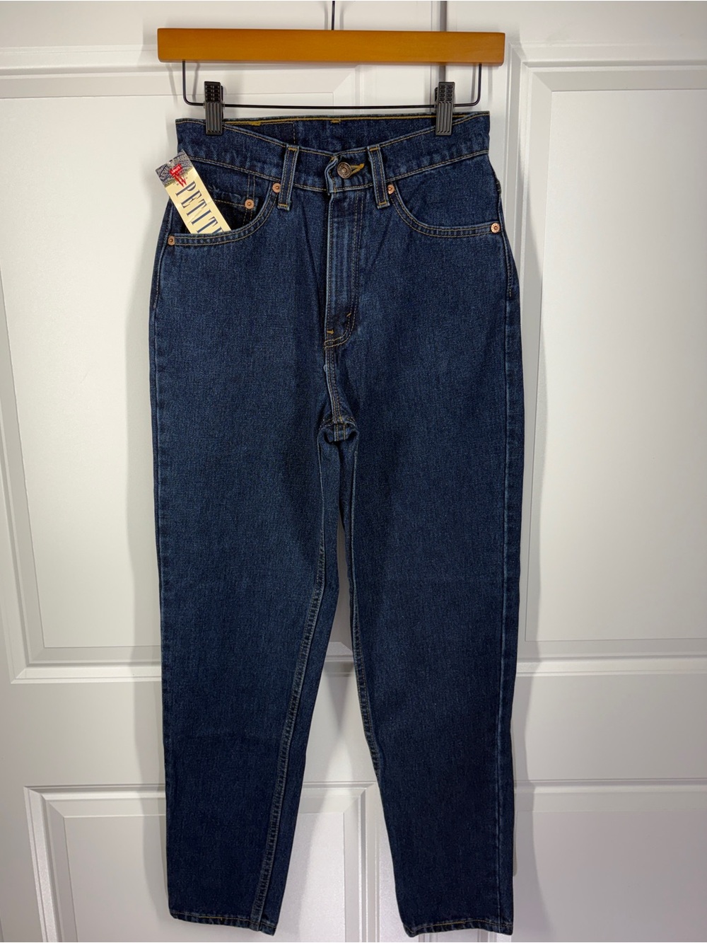 NWT Vintage Levis 521 Tapered Fit High Rise Mom Jeans USA Made Dark Wash 4 Pet M